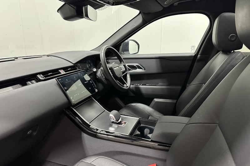 2025 (25) LAND ROVER RANGE ROVER VELAR 2.0 D200 MHEV Dynamic SE 5dr Auto 5979696
