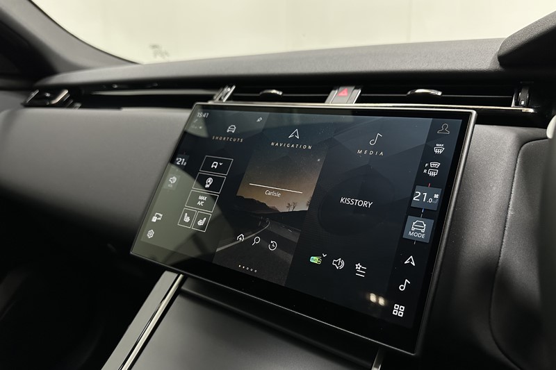 2025 (25) LAND ROVER RANGE ROVER VELAR 2.0 D200 MHEV Dynamic SE 5dr Auto 5979688