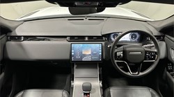2025 (25) LAND ROVER RANGE ROVER VELAR 2.0 D200 MHEV Dynamic SE 5dr Auto 5979670