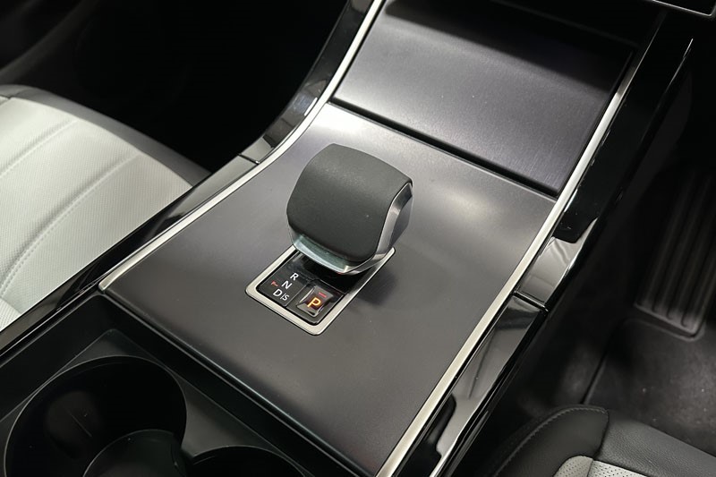 2025 (25) LAND ROVER RANGE ROVER EVOQUE 2.0 D200 Dynamic SE 5dr Auto 4806001