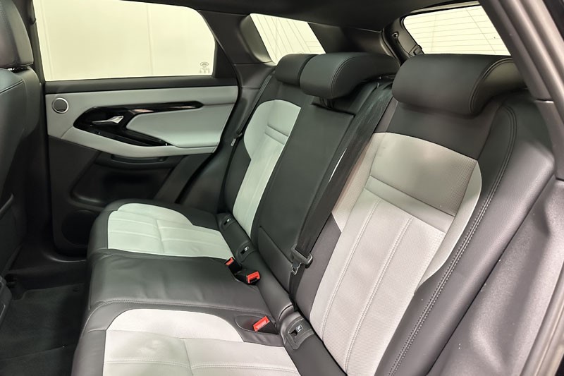 2025 (25) LAND ROVER RANGE ROVER EVOQUE 2.0 D200 Dynamic SE 5dr Auto 4806015