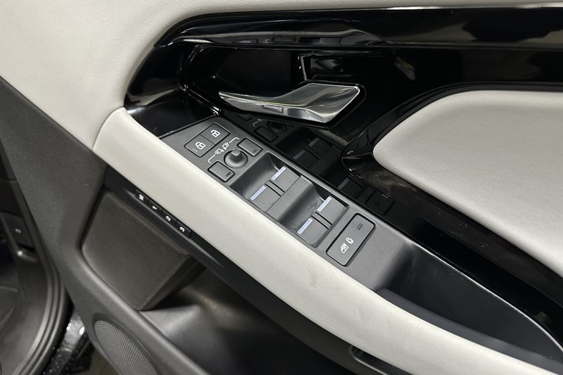 2025 (25) LAND ROVER RANGE ROVER EVOQUE 2.0 D200 Dynamic SE 5dr Auto 4805991