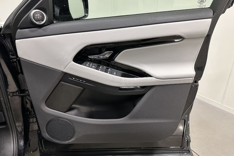 2025 (25) LAND ROVER RANGE ROVER EVOQUE 2.0 D200 Dynamic SE 5dr Auto 4805990