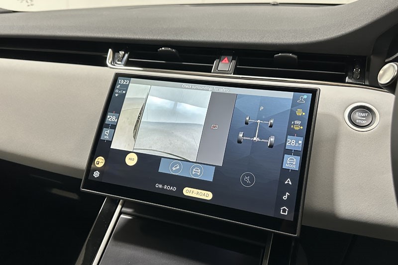 2025 (25) LAND ROVER RANGE ROVER EVOQUE 2.0 D200 Dynamic SE 5dr Auto 4806004