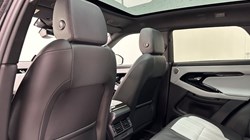 2025 (25) LAND ROVER RANGE ROVER EVOQUE 2.0 D200 Dynamic SE 5dr Auto 4806014