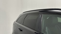 2025 (25) LAND ROVER RANGE ROVER VELAR 2.0 D200 MHEV Dynamic SE 5dr Auto 4863995