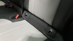 2025 (25) LAND ROVER RANGE ROVER EVOQUE 2.0 D200 Dynamic SE 5dr Auto 4930572