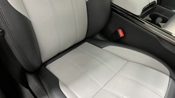 2025 (25) LAND ROVER RANGE ROVER EVOQUE 2.0 D200 Dynamic SE 5dr Auto 4930553