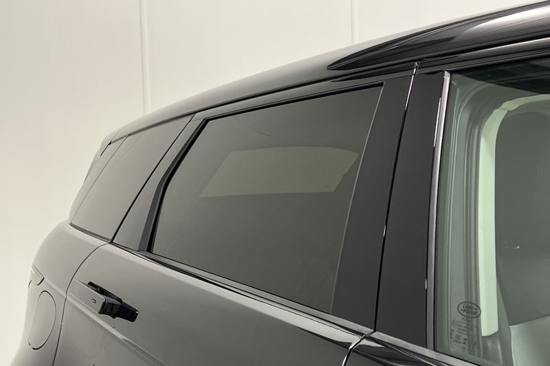 2025 (25) LAND ROVER RANGE ROVER EVOQUE 2.0 D200 Dynamic SE 5dr Auto 4930577