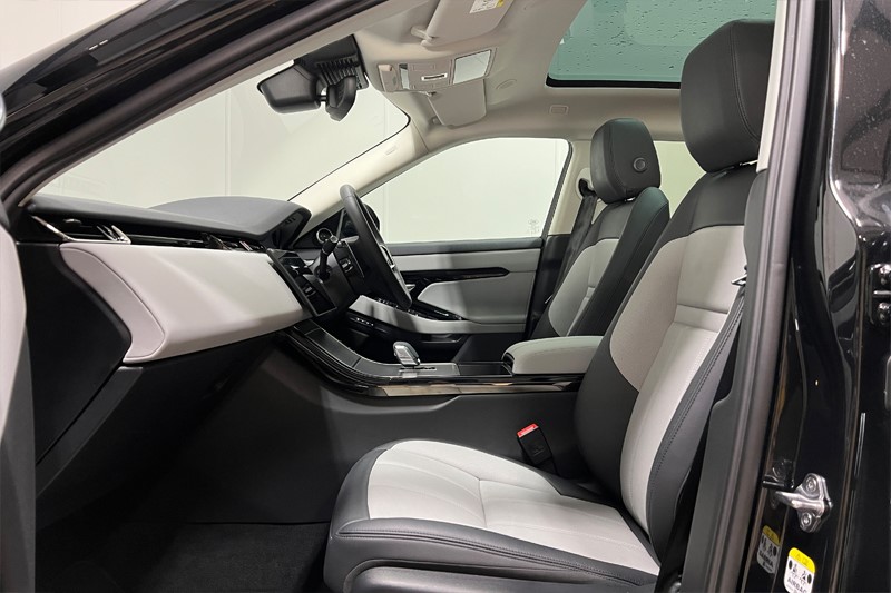 2025 (25) LAND ROVER RANGE ROVER EVOQUE 2.0 D200 Dynamic SE 5dr Auto 4930537