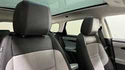 2025 (25) LAND ROVER RANGE ROVER EVOQUE 2.0 D200 Dynamic SE 5dr Auto 4930554