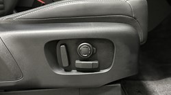 2025 (25) LAND ROVER DISCOVERY 3.0 D350 Dynamic HSE 5dr Auto 4764266