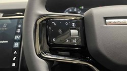 2025 (25) LAND ROVER RANGE ROVER VELAR 2.0 D200 MHEV Dynamic SE 5dr Auto 4698877