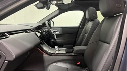 2025 (25) LAND ROVER RANGE ROVER VELAR 2.0 D200 MHEV Dynamic SE 5dr Auto 4698858