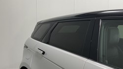 2025 (25) LAND ROVER RANGE ROVER EVOQUE 2.0 D200 Dynamic SE 5dr Auto 4877641