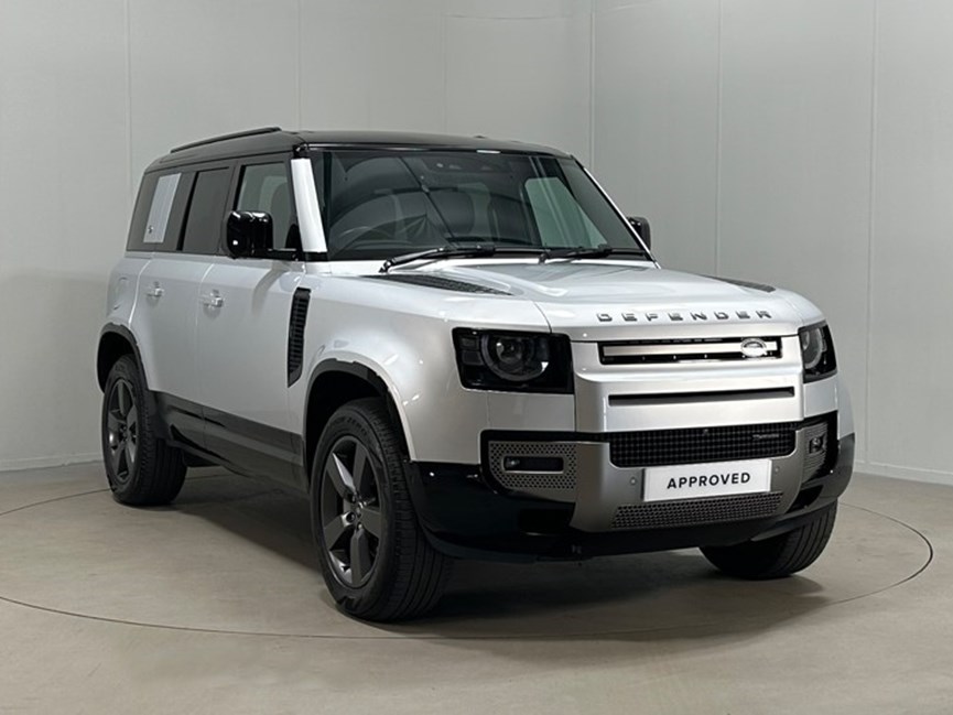 2023 (23) LAND ROVER DEFENDER 3.0 D300 X-Dynamic SE 110 5dr Auto