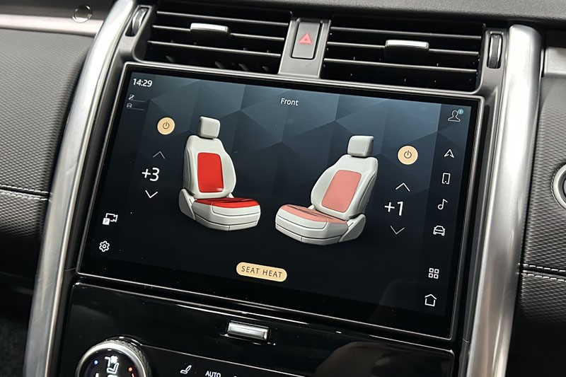 2025 (25) LAND ROVER DISCOVERY 3.0 D350 Dynamic SE 5dr Auto 5041888