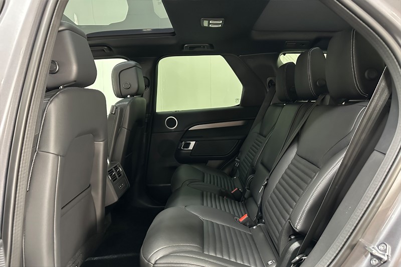 2025 (25) LAND ROVER DISCOVERY 3.0 D350 Dynamic SE 5dr Auto 5041861