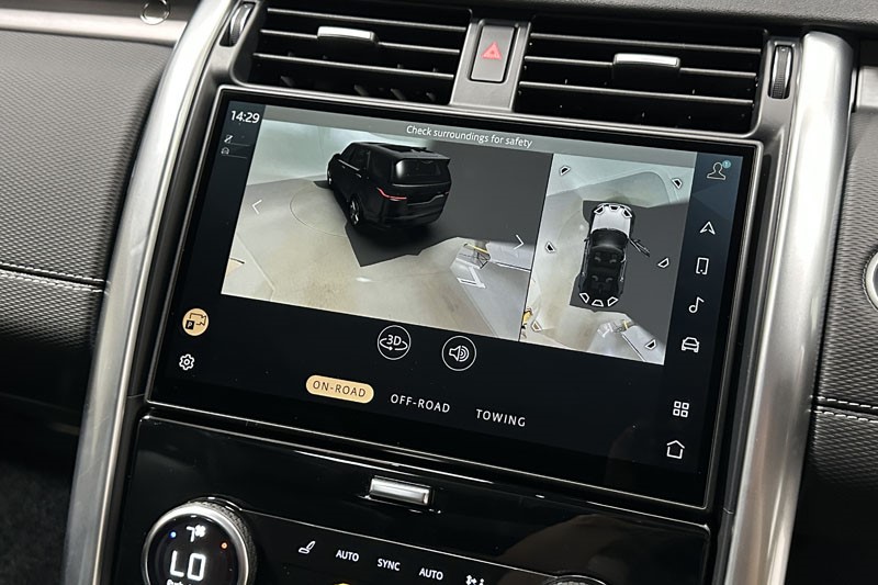 2025 (25) LAND ROVER DISCOVERY 3.0 D350 Dynamic SE 5dr Auto 5041884