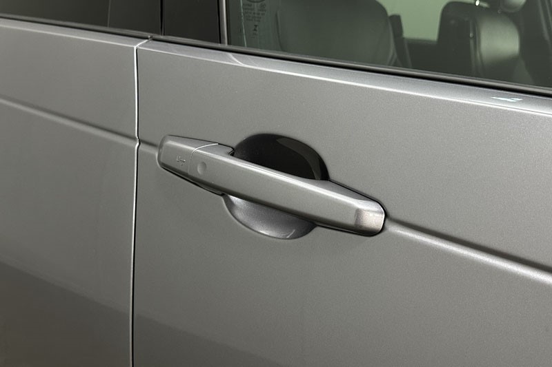 2025 (25) LAND ROVER DISCOVERY 3.0 D350 Dynamic SE 5dr Auto 5041908