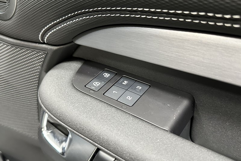 2025 (25) LAND ROVER DISCOVERY 3.0 D350 Dynamic SE 5dr Auto 5041872