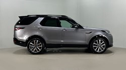 2025 (25) LAND ROVER DISCOVERY 3.0 D350 Dynamic SE 5dr Auto 5041862