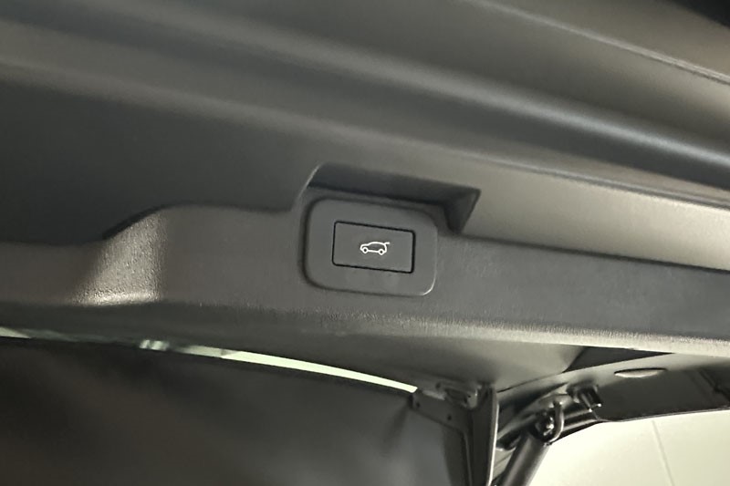 2025 (25) LAND ROVER DISCOVERY 3.0 D350 Dynamic SE 5dr Auto 5041901