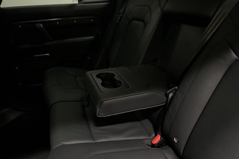 2025 (25) LAND ROVER DEFENDER 3.0 D350 X-Dynamic SE 110 5dr Auto [6 Seat] 4970822