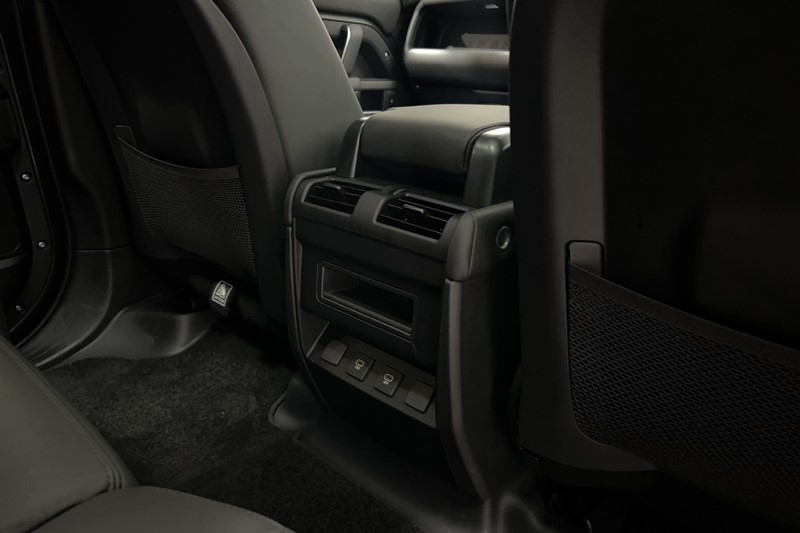 2025 (25) LAND ROVER DEFENDER 3.0 D350 X-Dynamic SE 110 5dr Auto [6 Seat] 4970794