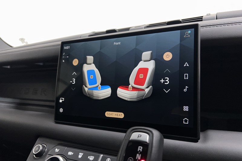 2025 (25) LAND ROVER DEFENDER 3.0 D350 X-Dynamic SE 110 5dr Auto [6 Seat] 4970814