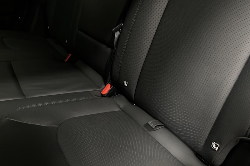 2025 (25) LAND ROVER DEFENDER 3.0 D350 X-Dynamic SE 110 5dr Auto [6 Seat] 4970821