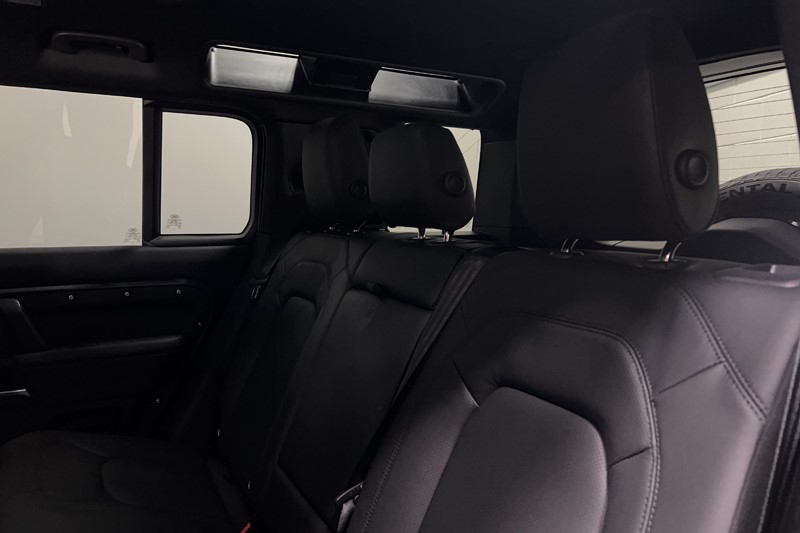 2025 (25) LAND ROVER DEFENDER 3.0 D350 X-Dynamic SE 110 5dr Auto [6 Seat] 4970820