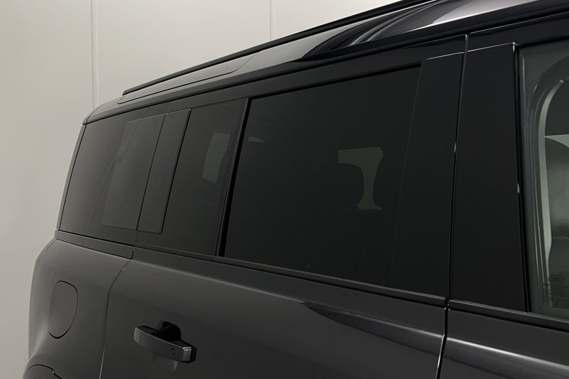 2025 (25) LAND ROVER DEFENDER 3.0 D350 X-Dynamic SE 110 5dr Auto [6 Seat] 4970829