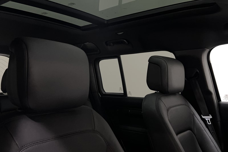 2025 (25) LAND ROVER DEFENDER 3.0 D350 X-Dynamic SE 110 5dr Auto [6 Seat] 4970799