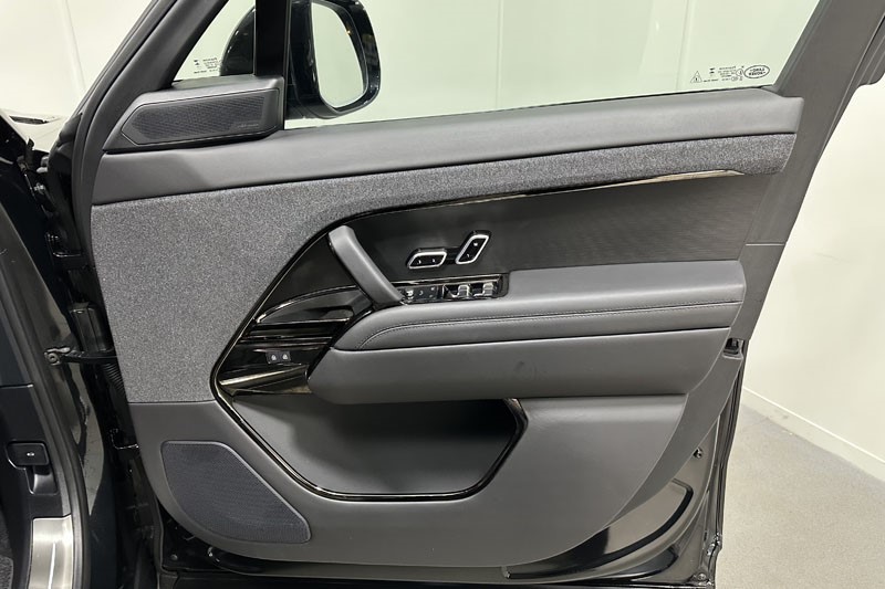 2025 (25) LAND ROVER RANGE ROVER SPORT 3.0 D350 Autobiography 5dr Auto 4652455