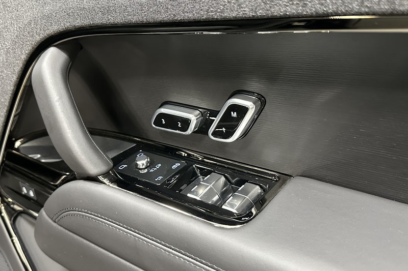 2025 (25) LAND ROVER RANGE ROVER SPORT 3.0 D350 Autobiography 5dr Auto 4652456