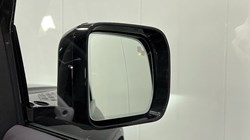 2025 (25) LAND ROVER DEFENDER 3.0 D250 X-Dynamic SE 110 5dr Auto 4912786