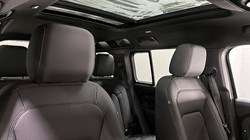 2025 (25) LAND ROVER DEFENDER 3.0 D250 X-Dynamic SE 110 5dr Auto 4912789