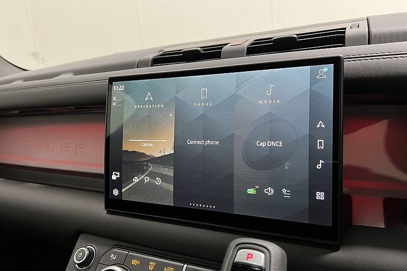 2025 (25) LAND ROVER DEFENDER 3.0 D250 X-Dynamic SE 110 5dr Auto 4912801