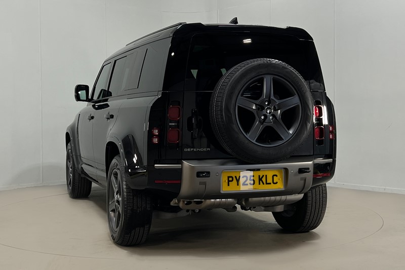 2025 (25) LAND ROVER DEFENDER 3.0 D250 X-Dynamic SE 110 5dr Auto 4912772