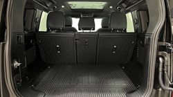 2025 (25) LAND ROVER DEFENDER 3.0 D250 X-Dynamic SE 110 5dr Auto 4912811