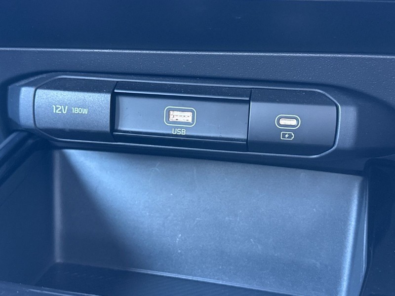 2023 (23) KIA NIRO 150kW 2 64kWh 5dr Auto 5333433