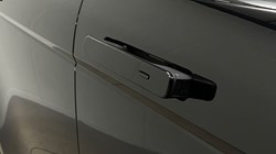 2025 (25) LAND ROVER RANGE ROVER EVOQUE 2.0 D200 Dynamic SE 5dr Auto 5168788