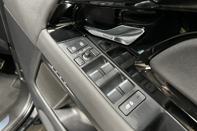 2025 (25) LAND ROVER RANGE ROVER EVOQUE 2.0 D200 Dynamic SE 5dr Auto 5168756