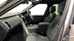 2025 (25) LAND ROVER DISCOVERY 3.0 D350 Dynamic SE 5dr Auto 5964398