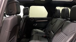 2025 (25) LAND ROVER DISCOVERY 3.0 D350 Dynamic SE 5dr Auto 5964399