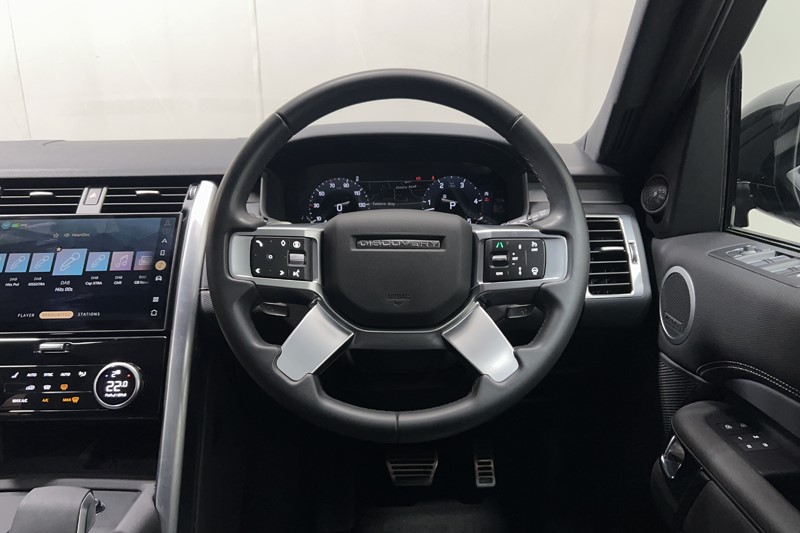 2025 (25) LAND ROVER DISCOVERY 3.0 D350 Dynamic SE 5dr Auto 5964406
