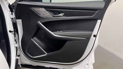 2024 (73) JAGUAR F-PACE 2.0 D200 R-Dynamic HSE Black 5dr Auto AWD 4443953