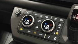 2023 (23) LAND ROVER DEFENDER 5.0 P525 V8 110 5dr Auto 4485836