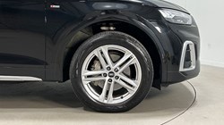 2021 (21) AUDI Q5 40 TDI Quattro S Line 5dr S Tronic 4479656